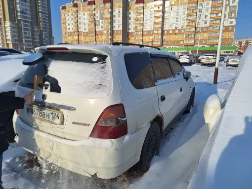 Легковой автомобиль универсал HONDA Odyssey, 2000 г.в., г/н B678BH124, VIN отсутствует, номер кузова RА7-1006688, номер двигателя F23A-2230364, цвет белый. Начальная цена продажи 185 000 руб. Задаток 27760 руб.