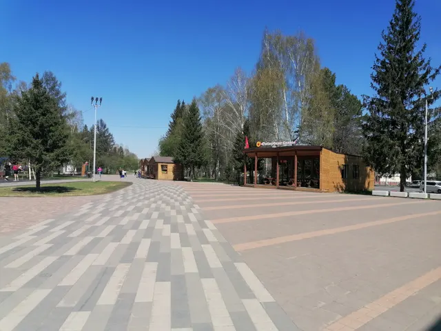 Часть объекта благоустройства, расположенного по адресу: Кемеровская область, город Кемерово, бульвар Строителей (от проспекта Ленина до проспекта Химиков), общей площадью 90,0 кв.м, в границах, определенных в соответствии с Приложением № 1 (схема расположения части объекта благоустройства), которое является неотъемлемой частью настоящего договора, в целях размещения без капитального строительства:  - Всесезонного павильона-кафе с верандой, площадью 90,0 кв.м. - см. извещение.
