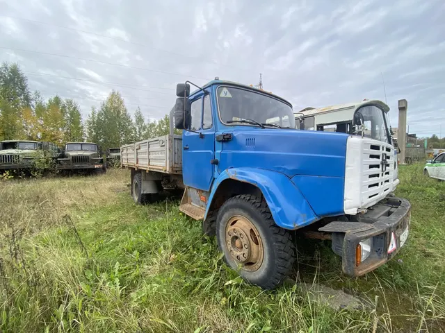 Транспортное средство ЗИЛ 433110, 2008 года выпуска, цвет - синий, VIN XTZ43311083498220, государственный номер H379CO29. Состояние ТС: в рабочем состоянии, ржавчина по всему кузову, повреждения ЛКП, подкапотное пространство проверено.