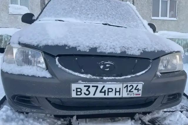 Легковой автомобиль седан Hyundai Accent, 2007 г.в., г/н B374PH124, VIN X7MCF41GP8A139636, номер кузова X7MCF41GP8A139636, номер двигателя 7W019349, цвет серый. Начальная цена продажи 203 405,46 руб. Задаток 30520 руб.