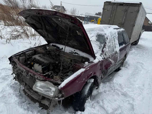 Автомобиль марки Ниссан Авенир (Nissan Avenir), г/н  Р619УК27, по карточке тс № кузова PW10118758 после ДТП,не работает коробка передач, отсутствует передний бампер, стекла на левой передней двери и с правой стороны на двух дверях ,передняя правая фара.