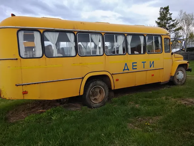 Государственный регистрационный знак А373ЕХ19; VIN X1E39765360040226; год выпуска — 2006; тип транспортного средства — автобус