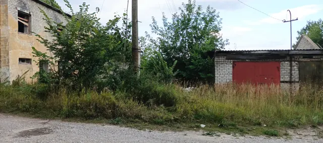 Гаражный бокс, назначение: нежилое, количество этажей 1, в том числе подземных 0, общей площадью 21,9 кв.м., кадастровый номер: 59:37:0620302:499, адрес объекта: Пермский край, Усольский район, г. Усолье, ул. Елькина, д. 9а, с земельным участком общей площадью 39+/-1,26 кв.м, кадастровый номер: 59:37:0620302:51, адрес: Пермский край, г. Усолье,         ул. Елькина, 9а