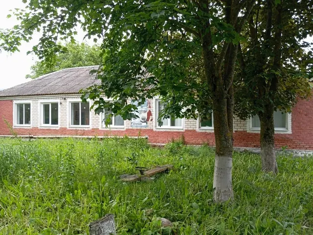Здание, местоположение Ставропольский край, Александровский район, с. Садовое,                 ул. Ленина, 222а, кадастровый номер 26:18:090225:71, назначение –нежилое, площадь 181 кв.м. Здание, местоположение Ставропольский край, Александровский район, с. Садовое,                 ул. Ленина, 222а, кадастровый номер 26:18:090219:51, назначение –нежилое, площадь 11,4 кв.м. Здание, местоположение Ставропольский край, Александровский район, с. Садовое,                 ул. Ленина, 222а, кадастровый