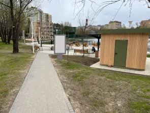 Сити-формат  отдельностоящий, экран, размер 1,2 м*1,8 м, количество сторон - 2, размер одной стороны - 2,16 кв.м., номер размещения рекламной конструкции в схеме - № 635