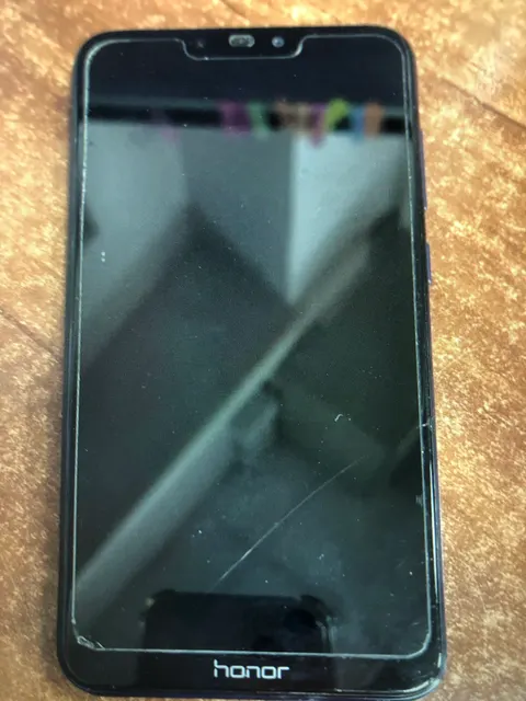 Сотовый телефон марки Honor 8 С ,imei 868351040469882,imei 868351040469890 — 1 шт.