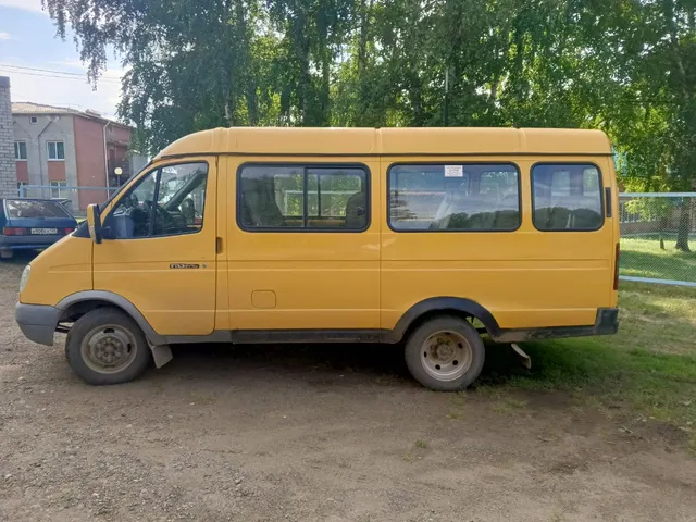 ГАЗ 322132 Автобус (13 мест), ПТС 52 МЕ 327913 от 26.04.2006, год выпуска 2006, цвет желтый, VIN Х9632213260471333, модель, № двигателя *405220*63059445*, шасси (рама) № отсутствует, кузов (кабина, прицеп) № 32210060246145, государственный регистрационный знак H508TA124