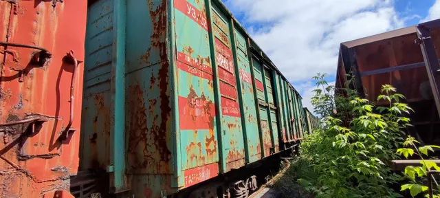 Крытый 4-осный вагон