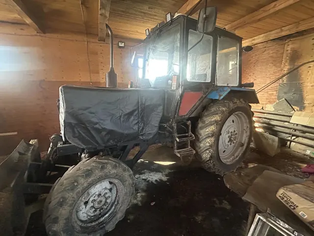 Трактор Беларус-82.1-У1