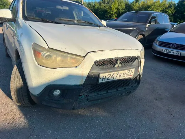Лот №1 Реализация по прямому назначению: автомобиль «МИЦУБИСИ ASX 1.6», 2011 г.в., VIN JMBXNGA1WBZ028130, на дверях со стороны водителя имеются вмятины, следы коррозии, салон в запущенном состоянии. Имущество, бывшее в употребление, ключи и документы отсутствуют, работоспособность не проверялась. Регистрационный номер АС ПИБИ 37-006255