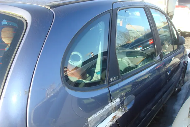 Автомобиль RENAULT MEGANE SCENIC (годные остатки)
