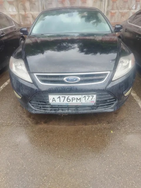 Легковой автомобиль