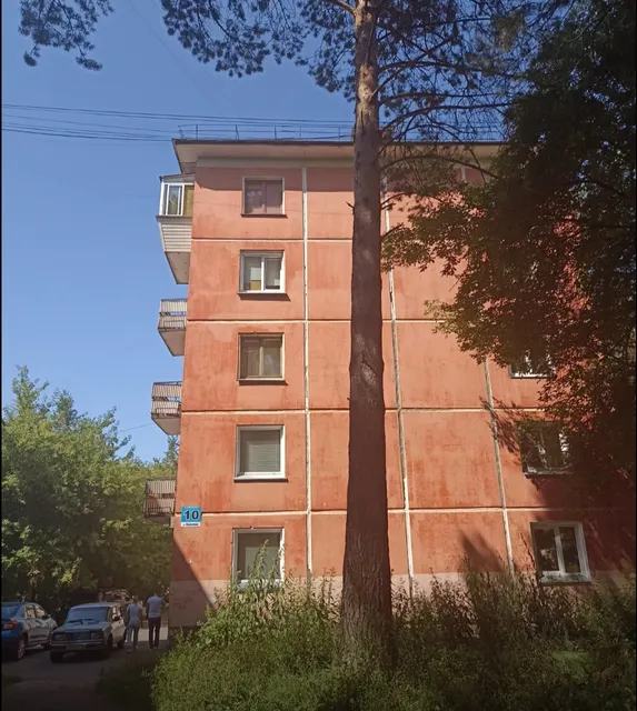 Квартира, площадью 30,4 кв.м, кадастровый №24:58:0000000:29081, расположенная по  адресу: Красноярский край, ЗАТО Железногорск, г. Железногорск, ул. Королева, дом 10, кв.5. Начальная цена продажи 2 624 000 руб. Задаток 393650 руб.