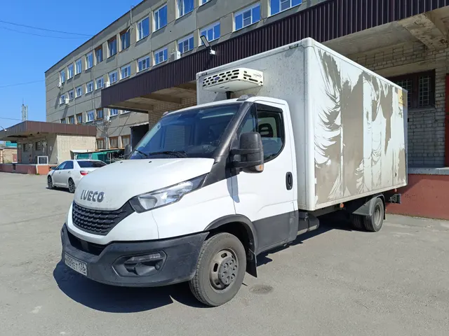 Право заключения договора купли-продажи имущества: автомобиль, наименование (тип ТС): специализированный, рефрижератор, грузовой фургон, марка, модель: IVECO DAILY, год выпуска: 2021, идентификационный номер (VIN): ХD2374252MC000083, номер двигателя: 0444203015, номер шасси (рамы): ZCFCA50B90D692799, номер кузова (кабины, прицепа): отсутствует, цвет кузова (кабины, прицепа): белый.