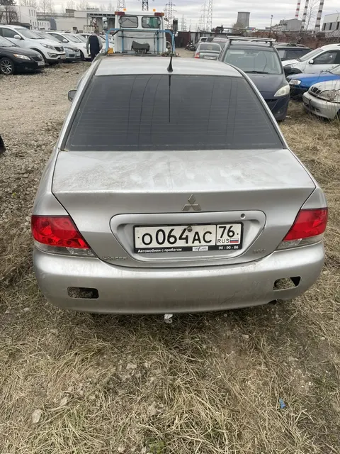 Лот №3 Автомобиль марки "МИЦУБИСИ ЛАНСЕР 1.6" государственным регистрационным знаком О 064 АС 76 RUS VIN: JMBSNCS3A6U003795, 2005 г.в. Бывший в употреблении, правоустанавливающие документы и ключи отсутствуют. Транспортное средство находится в залоге. Залогодержатель ПАО Банк ВТБ. Сумма задолженности не установлена, номер АС ПИБИ 76-011084-1.