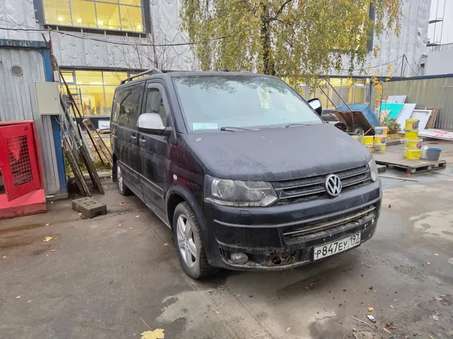 Продажа транспортного средства легковой автомобиль  VOLKSWAGEN  MULTIVAN, 2010 года выпуска, VIN XW8ZZZ7HZBG001082