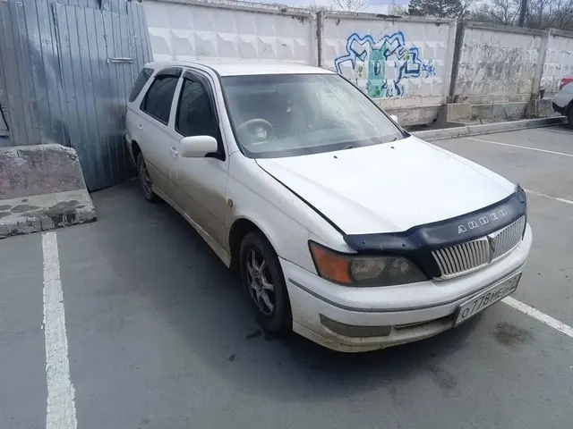 Автомобиль марки Toyota Vista Ardeo, г/н O778ME27, 1999 г.в, № кузова SV550004334,белого цвета