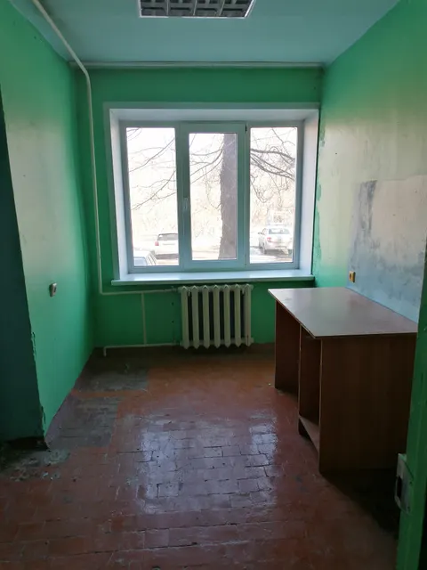 нежилое помещение общей площадью 12,2 кв.м, кадастровый номер: 42:24:0101015:5932, расположенное по адресу: г. Кемерово,ул. Предзаводская, 2а, помещение 67