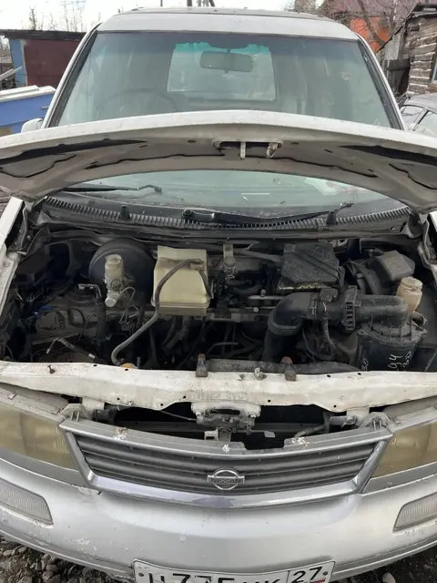 Автомобиль марки Nissan Largo, H775HK27 г/н, 1996 г.в., № кузова VW30717760, цвет белый серый