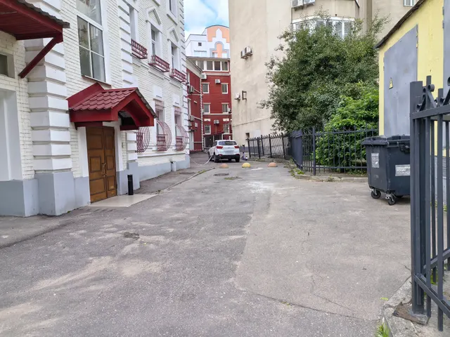 Аукцион в электронной форме на право размещения некапитального объекта - плоскостной парковки по адресу: Большой Полуярославский пер., д. 14, площадью 296 кв.м