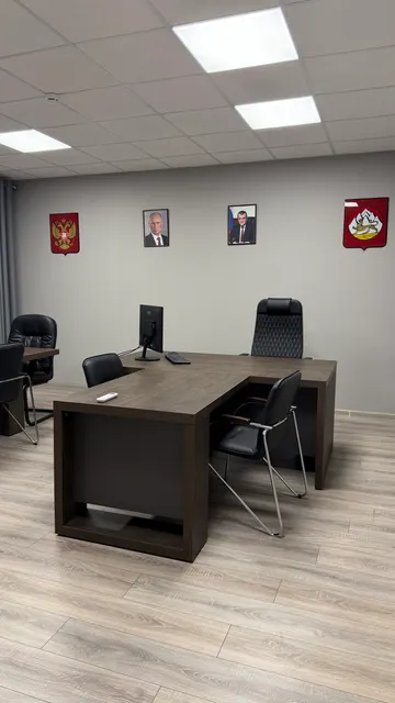 Часть нежилого помещения с кадастровым номером: 15:09:0030802:1810, общей площадью 1648,1 кв. м., а именно кабинет № 302 площадью 101,6 кв. м., расположенный на третьем этаже здания, находящегося по адресу: Республика Северная Осетия - Алания, г. Владикавказ, проспект Доватора, д 12.