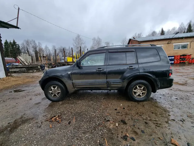 Автомобиль Mitsubishi Montero, г.в. -, VIN: JA4MW51R02J016118, г/н: Р399УХ11, Документы: Нет, Ключи: Есть, Примечание: Нет. АС ПИБИ: 11-009238-1