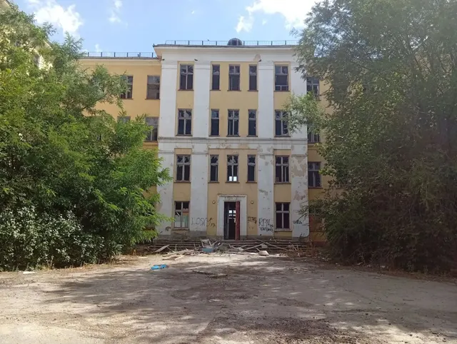 Гарнизонная поликлиника