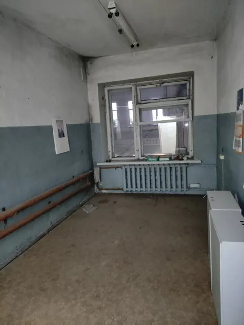 Нежилое помещение площадью 15,8 кв.м., с кадастровым номером 37:12:010509:216, расположенное по адресу: Ивановская область, Пестяковский район, п. Пестяки, ул. Ленина, д.18, пом. 4