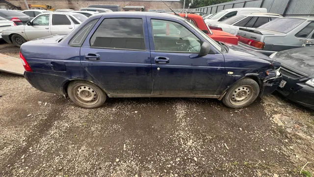 Автомобиль марки LADA 217030 Lada Priora, 2013 г/в, г/н А 083 ВК 156, VIN XTA217030D0D0442644, в кузове синего цвета