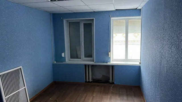 Аукцион в электронной форме по продаже земельного участка площадью 680 кв. м., кадастровый номер 56:47:0101058:15, РНФИ П11570000721, с расположенным на нем объектом недвижимого имущества — Административным зданием площадью 99,6 кв. м., кадастровый номер 56:47:0101058:245, РНФИ П12570011529 с относящимися к нему неотделимыми улучшениями в количестве 7 позиций, расположенных по адресу: Оренбургская область, р-н Соль-Илецкий, г. Соль-Илецк, ул. Урицкого, д. 31