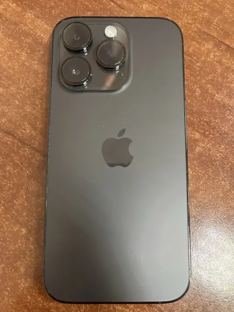 Сотовый телефон  марки Iphone XR imei 353062106783445,imei 353062106910683