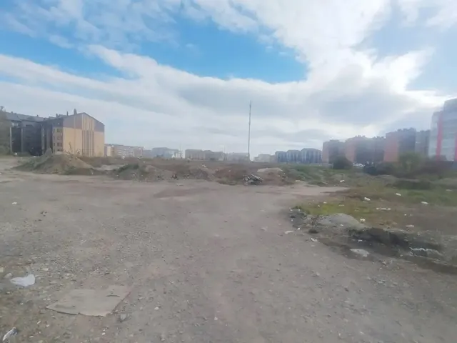 Право на заключение договора на размещение нестационарного торгового объекта – торгового павильона, расположенного восточнее земельного участка  по адресу: улица Генерала Тихонова, 14 в городе Абакане