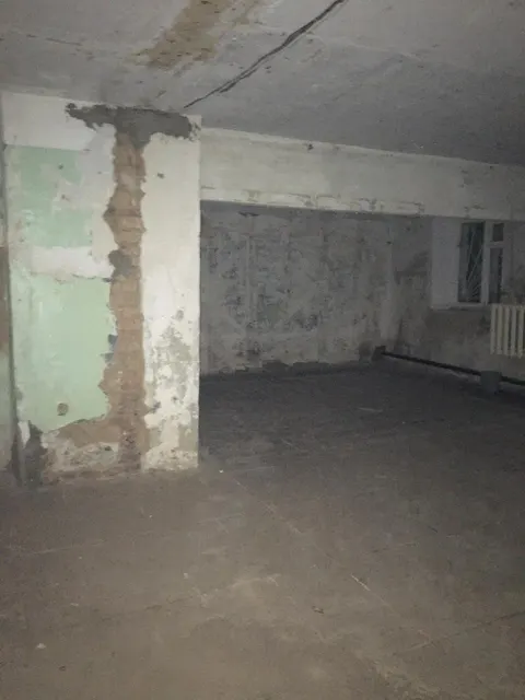 Нежилое помещение,  находящееся я  в казне городского округа город Кумертау Республики Башкортостан, расположенное по адресу: Республика Башкортостан,  город Кумертау, ул. К.Маркса, д. 11, помещение 5,   с кадастровым номером 02:60:010131:152