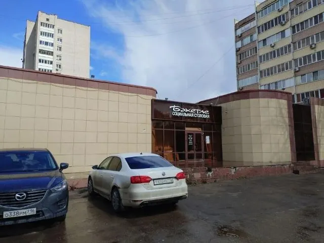 Помещения подвала и 1-го этажа по ул.Сыртлановой, д.9А, кадастровый номер 16:50:160205:4380, Площадь - 1 061,0 кв.м
