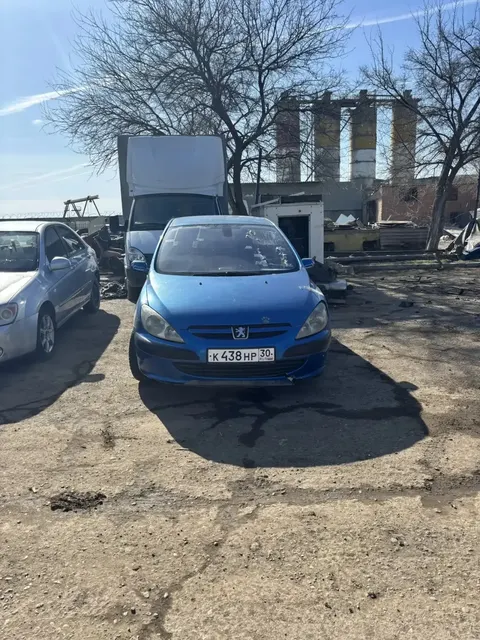 А/м Пежо 307 PEUGEOT 307, гос. № К438НР30, 2001 г/в, VIN VF33CNFUB82298451. 1 шт