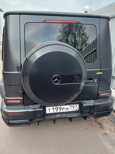 Легковой автомобиль MERCEDES BENZ AMG G63, 2018 года выпуска, идентификационный номер (VIN): WDB4632761X309864, № кузова (прицепа): WDB4632761X309864, шасси (рамы): отсутствует, мощность двигателя: 585 л.с., 430,3 кВт, объем двигателя: 3982 куб.см, цвет: черный, гос. номер Т199РН797