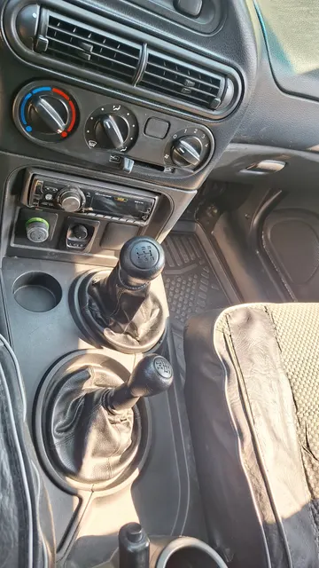 Автомобиль Chevrolet Niva 212300-55