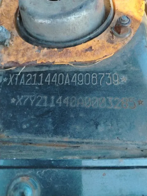 Годные остатки ВАЗ 211440-26, г.в. 2010, VIN: X7Y211440A0003285, г/н: Е734ВР11, Документы: Нет, Ключи: Нет, Примечание: В нерабочем состоянии, после ДТП, имеется деформация кузова, нет лобового стекла, с левой стороны, заднего стекла, правого пассажирского стекла, деформация лонжеронов. АС ПИБИ: 11-008986-1