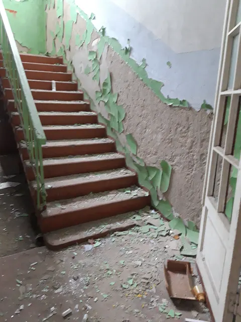 Комплекс объектов движимого и недвижимого имущества, согласно приложению № 1 к информационному сообщению, расположенного по адресу: Амурская область, г. Белогорск, ул. Благовещенская, д. 16 с земельным участком кадастровый номер 28:02:000023:1 площадью 7979 кв.м.