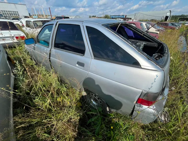 Автомобиль ВАЗ 21120, г/н Е126СО174, 2003 г.в.