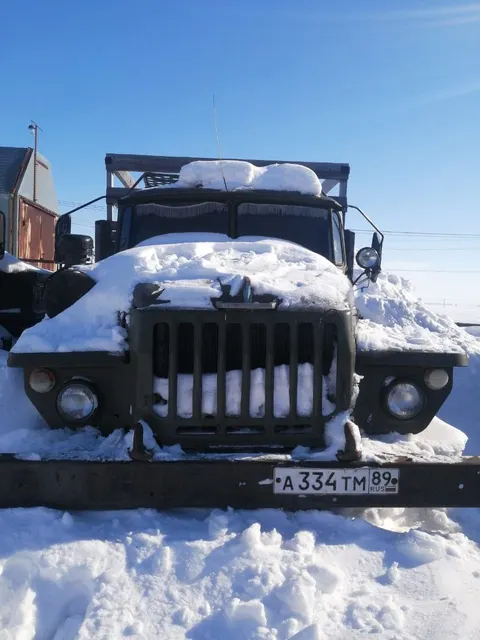 Автомобиль УРАЛ 4320-10