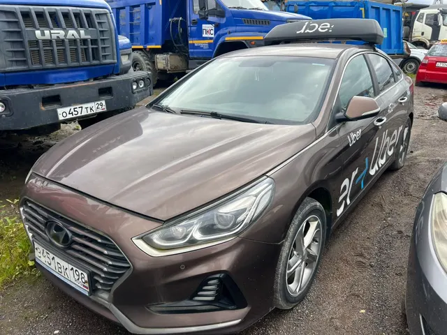 Автомобиль HYUNDAI SONATA, 2018г.в., г/н B451BK198, VIN: XWEE341CBK0002698, цвет бронзовый, объём двигателя 1999 см.куб., мощность двигателя 110.000 кВт/ 149.56 л.с.