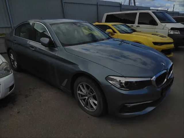 Легковой автомобиль BMW 530D xDrive г.р.з. Н067ХТ777 VIN WBAJD11030G880743