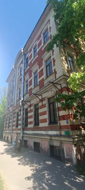 Аукцион по продаже нежилого здания и земельного участка по адресу: г. Санкт-Петербург, г. Пушкин, Октябрьский бульвар, дом 20/49, литера А.
