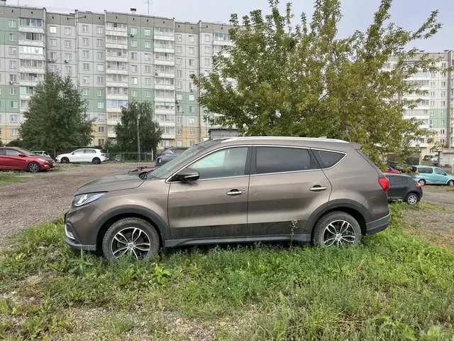 (повторные торги) Автомобиль Dongfeng 580 (DFSK 580) 2021 г.в., г/н А167РС124, VIN LVZA53P92MC110780, № кузова LVZA53P92MC110780, цвет коричневый. Идентификационные номера не сверялись, рабочее состояние не проверялось, ключи и документы отсутствуют, автомобиль закрыт. Должник Джураева Г.Р. Обременения: Залог, запреты на рег. действия.  Начальная цена продажи 1309850,00 руб. Задаток 197000,00 руб. (пор. 1687)