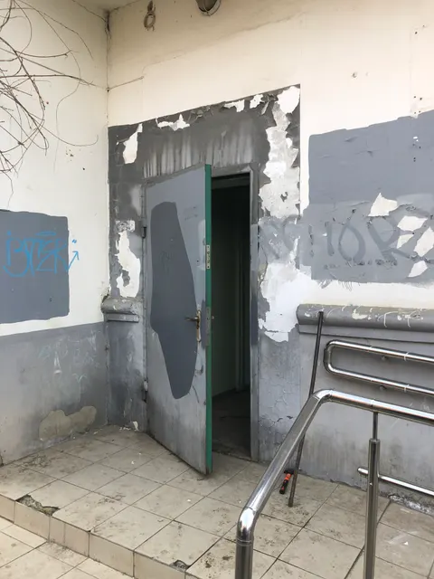 Лот № 5 (9) Российская Федерация, Краснодарский край, г. Краснодар, Прикубанский округ, пос. Березовый, ул. Целиноградская, дом № 14, общей площадью 29,8 кв.м, назначение: нежилое, наименование: нежилые помещения №№ 5, 6/1, 11