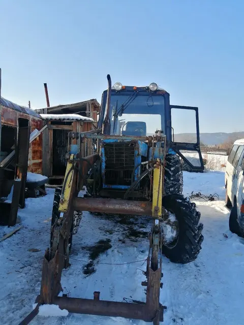Трактор Беларус 82.1, 2007 года выпуска, заводской номер 80856672, цвет - многоцветный, государственный регистрационный номер 7603РХ03.