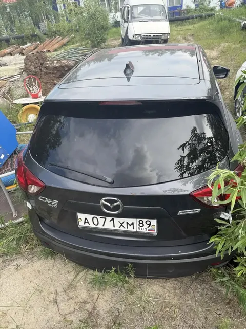 Автомобиль марки "MAZDA CX-5", г.р.з. А071ХМ89. ТС обременено ЗАЛОГОМ, По общему правилу при переходе права собственности залог сохраняется в соответствии со ст. 353 ГК РФ; приобретатель имущества приобретает права и несет обязанности залогодателя. Риски, связанные с сохранением залога и возможностью обращения взыскания на предмет залога, несет приобретатель. ТС имеет ограничения ФССП на регистрационные действия (ключи и документы отсутствуют, техническое состояние не проверялось.