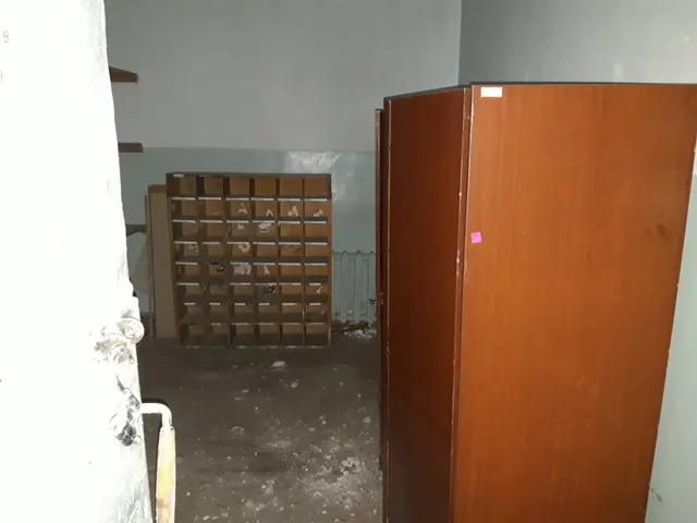 служебные помещения с   кадастровым номером 09:10:0060101:92 по адресу: Карачаево-Черкесская Республика, г. Карачаевск, ул. Мира, д. 10