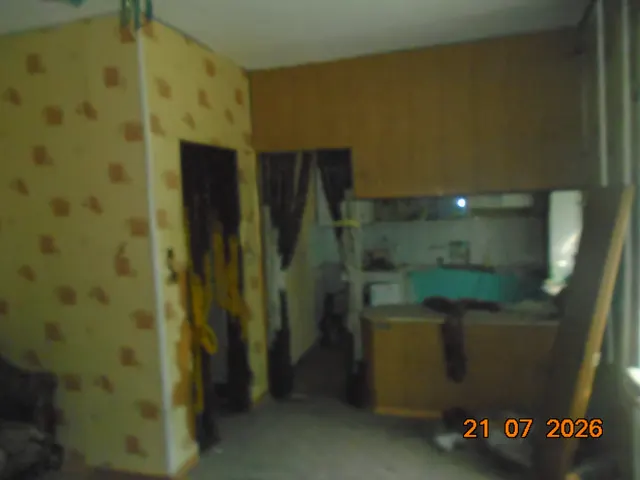 Лот 8. Нежилое помещение общей площадью 212,90 кв. м., расположенное в подвале по адресу: г. Новосибирск, Железнодорожный район, Владимировский спуск, 9 (КН 54:35:021450:375).